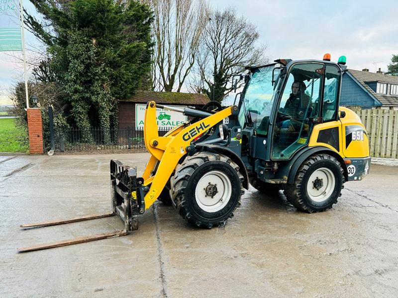 GEHL 650 4WD LOADING SHOVEL *YEAR 2017* C/W PALLET TINES *VIDEO*