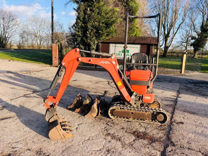 KUBOTA K008-3 TRACKED EXCAVATOR *YEAR 2016, 685 HOURS* C/W 4 X BUCKETS