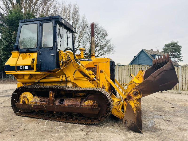 KOMATSU D41S TRACKED DROTT C/W THREE IN ONE BUCKET *VIDEO*