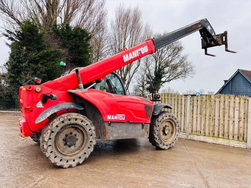 MANITOU MT 835 *C/W PALLET TINES *YEAR 2013*6650 HOURS*SOLID TYRES