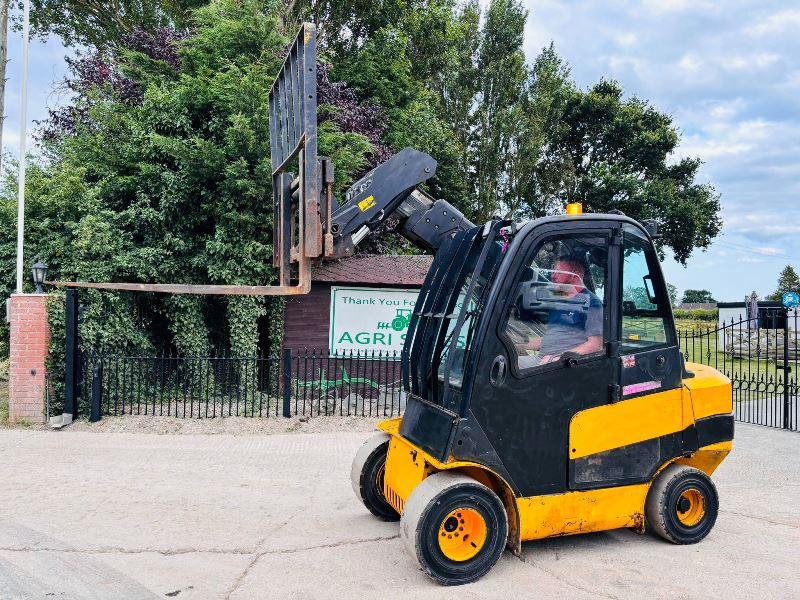 JCB TLT30 TELETRUCK *YEAR 2017* C/W PALLET TINES & SIDE SHIFT 