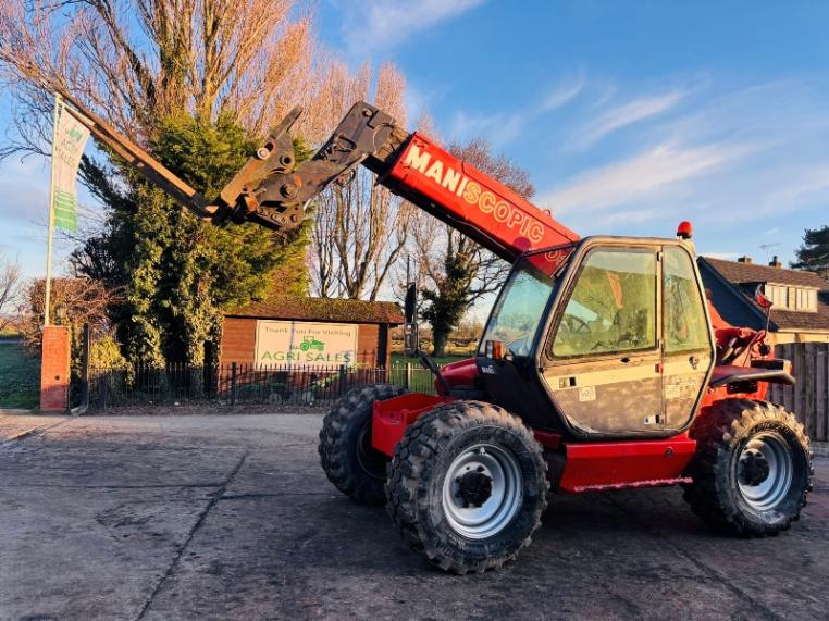 MANITOU MLT845 4WD TELEHANDLER C/W PALLET TINES 