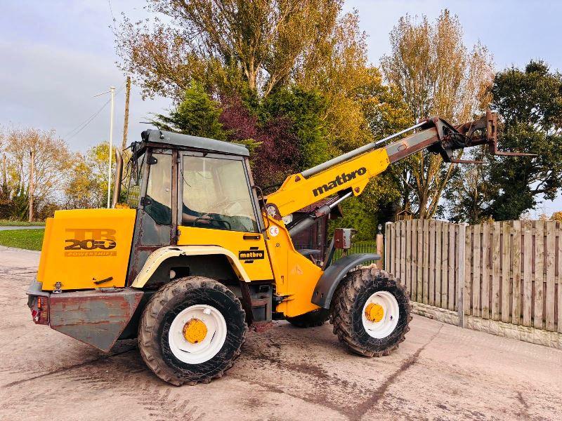 MATBRO TR200 4WD TELEHANDLER C/W PIN AND CONE HEAD STOCK & PALLET TINES *VIDEO*