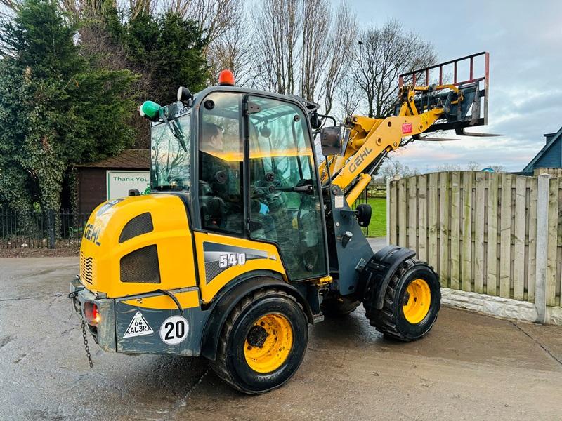 GEHL 540 4WD LOADING SHOVEL *YEAR 2015* C/W PALLET TINES 