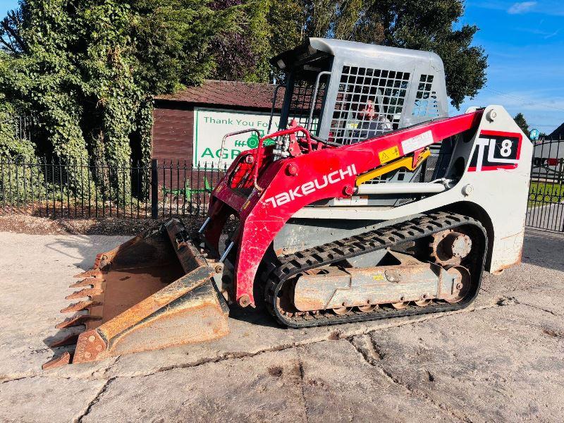 TAKEUCHI TL8 TRACKED SKIDSTEER *YEAR 2015, 3519 HOURS* C/W BUCKET *VIDEO*