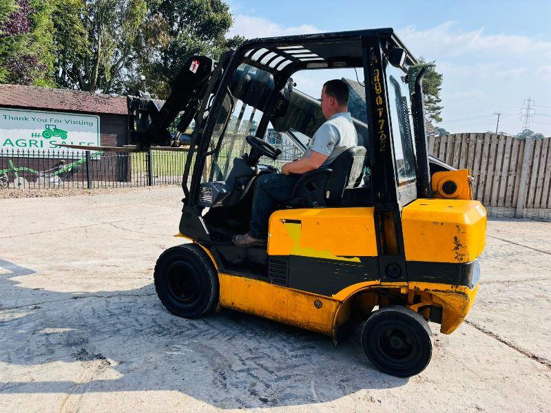 JCB TLT30 TELETRUCK C/W PALLET TINES *VIDEO*