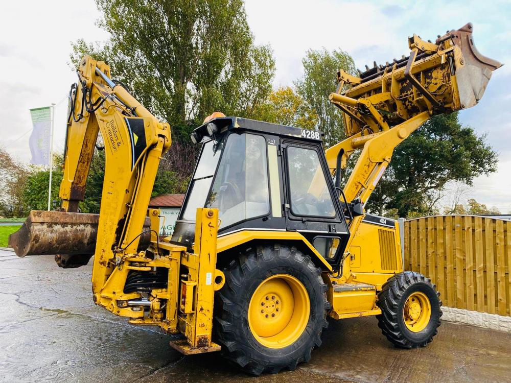 CATERPILLER 428B BACKHOE DIGGER C/W EXTENDING DIG & 5 X BUCKETS