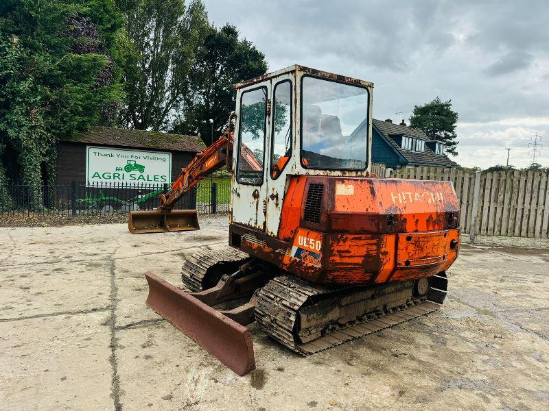 HITACHI UE50 TRACKED EXCAVATOR C/W ISUZU ENGINE *VIDEO*