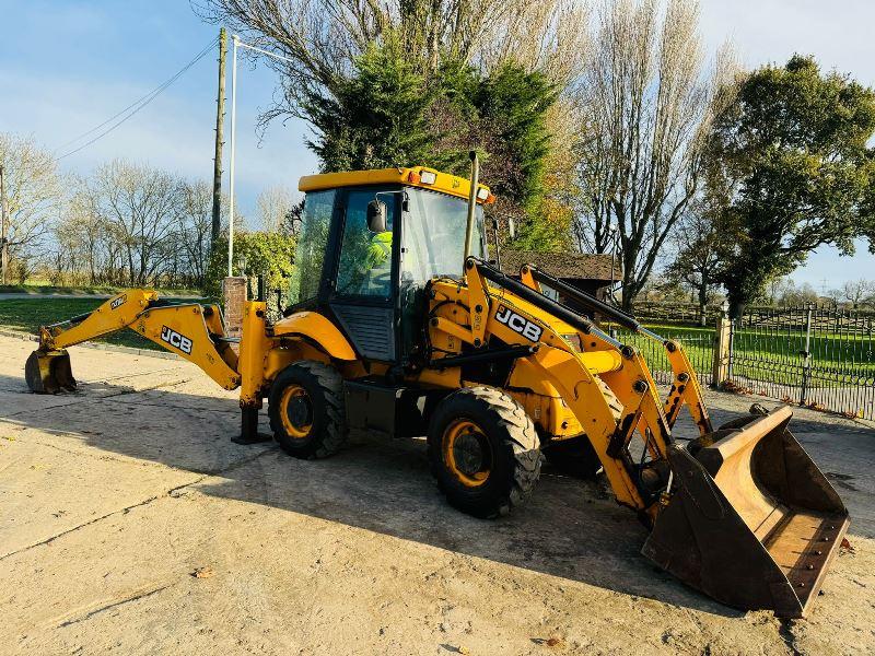 JCB 2CX 12FT 4WD BACKHOE DIGGER *YEAR 2011* C/W THREE IN ONE BUCKET 