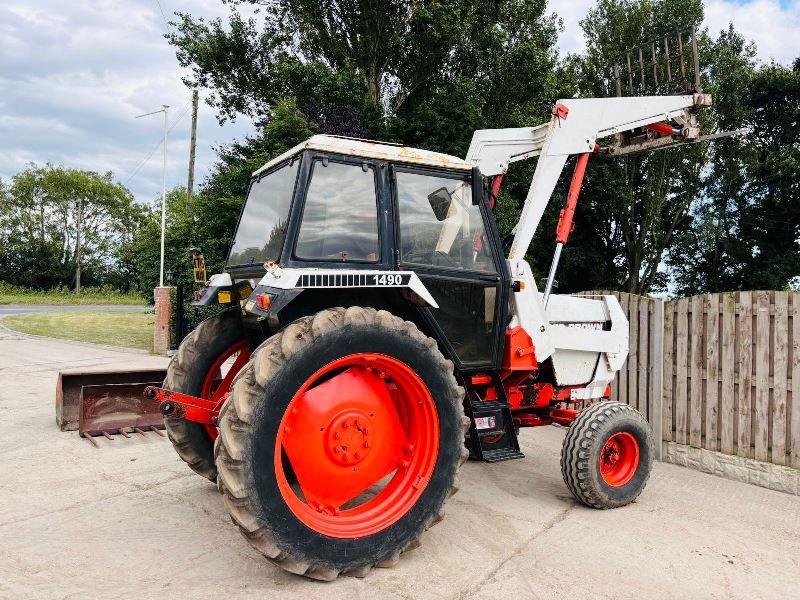 DAVID BROWN 1490 TRACTOR C/W LOADER, BUCKET, MUCK FORKS & PALLET TINES 