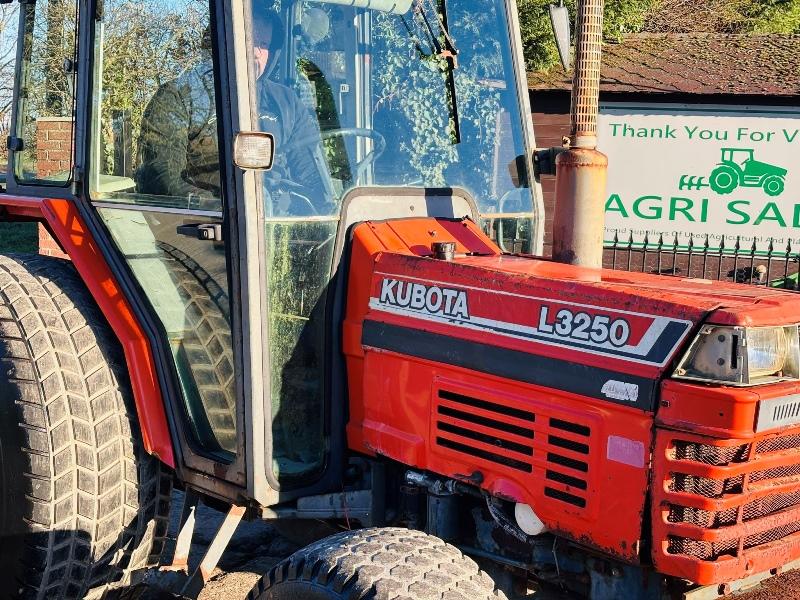 KUBOTA L3250 4WD TRACTOR 