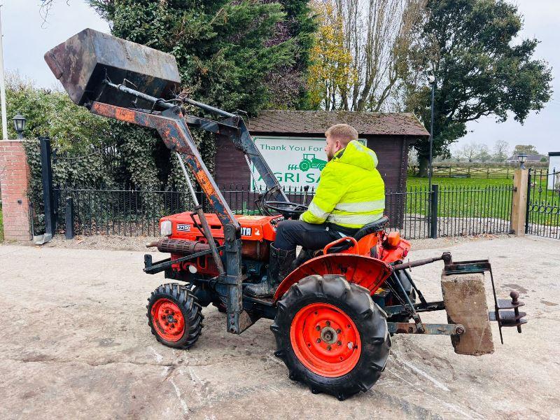 KUBOTA B7100D 4WD TRACTOR C/W FRONT LOADER & REAR WEIGHT BLOCK 