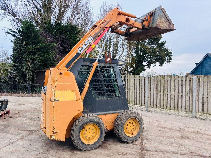 CASE 410 SKIDSTEER *912 HOURS, 1 OWNER FROM NEW* C/W SWEEPER, PLOW, BUCKET *VIDEO*