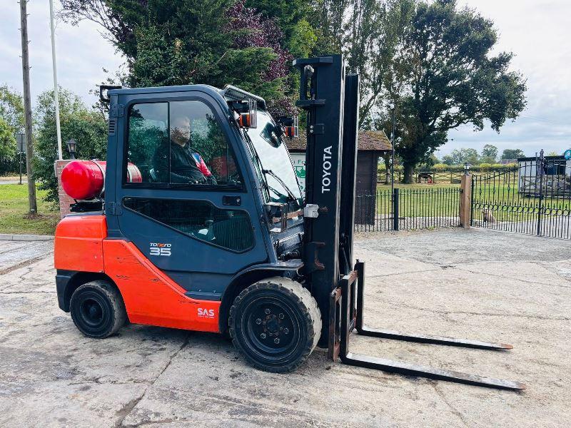 TOYOTA 02-8FGJF35 FORKLIFT *YEAR 2018* C/W FULLY GLAZED CABIN *VIDEO*