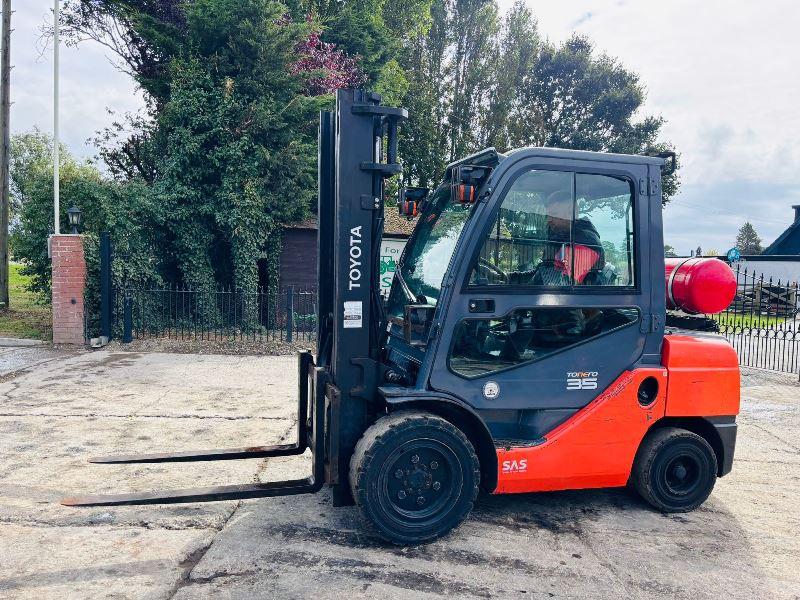 TOYOTA 02-8FGJF35 FORKLIFT *YEAR 2018* C/W FULLY GLAZED CABIN *VIDEO*