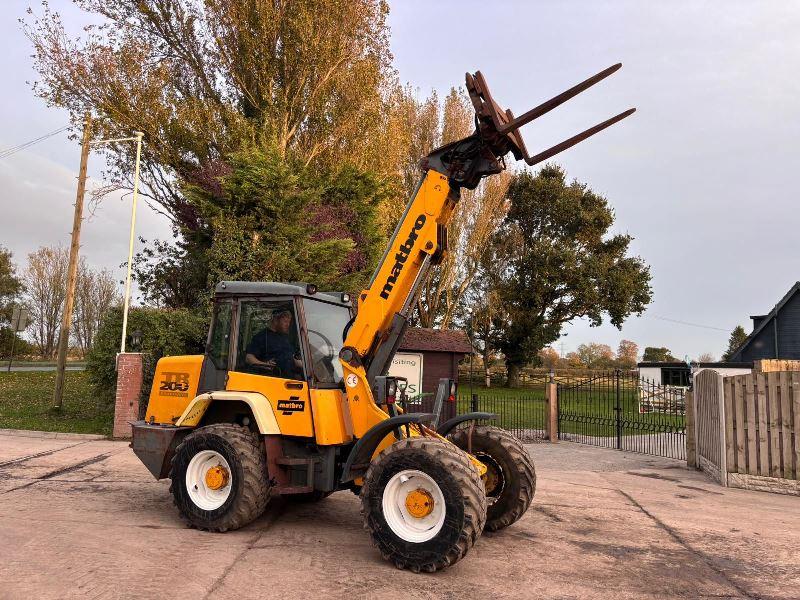 MATBRO TR200 4WD TELEHANDLER C/W PIN AND CONE HEAD STOCK & PALLET TINES *VIDEO*