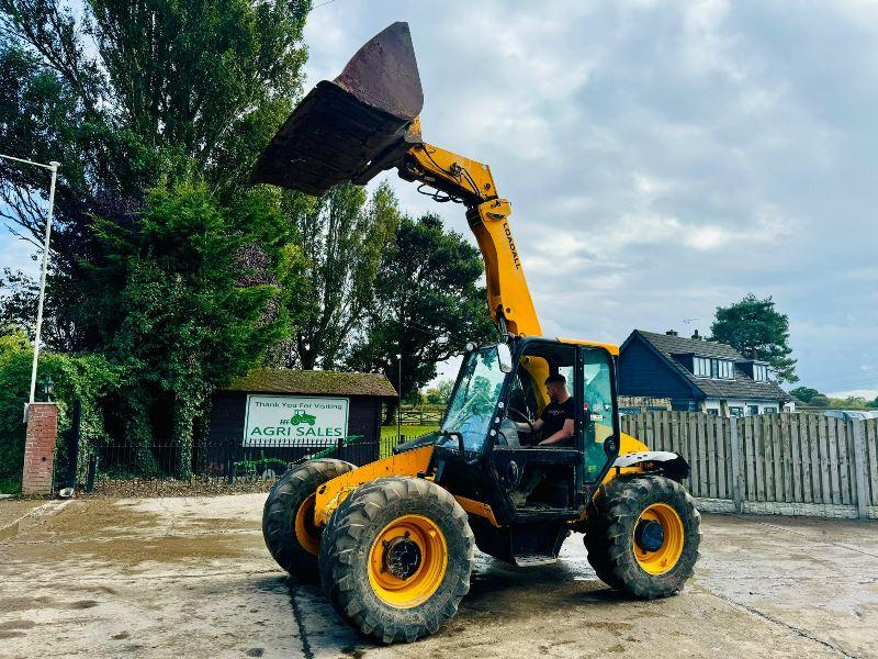 JCB 526-56 4WD TELEHANDLER *YEAR 2009, AG-SPEC* C/W PICK UP HITCH *VIDEO*