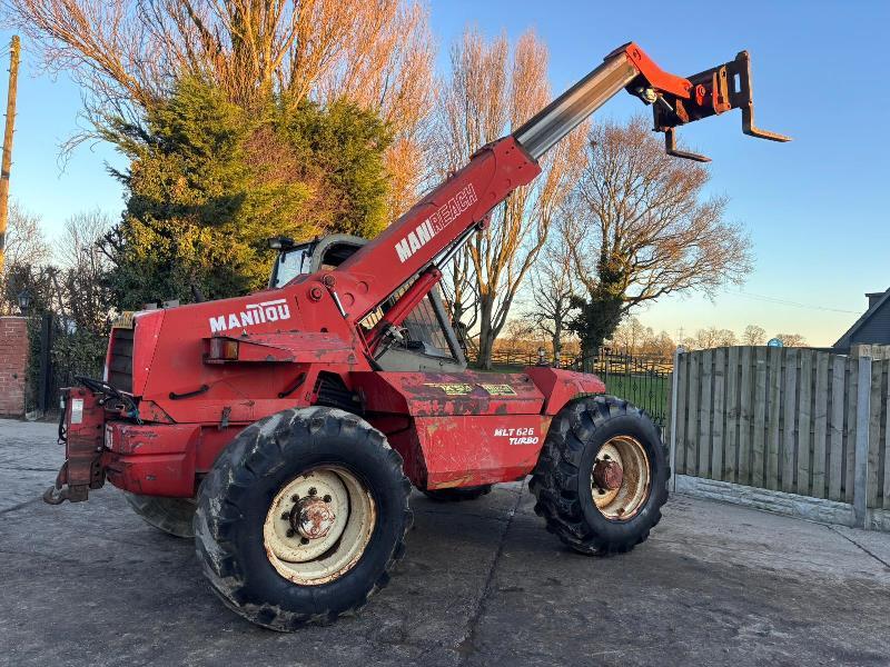 MANITOU MLT626T 4WD TELEHANDLER *AG-SPEC* C/W PALLET TINES 