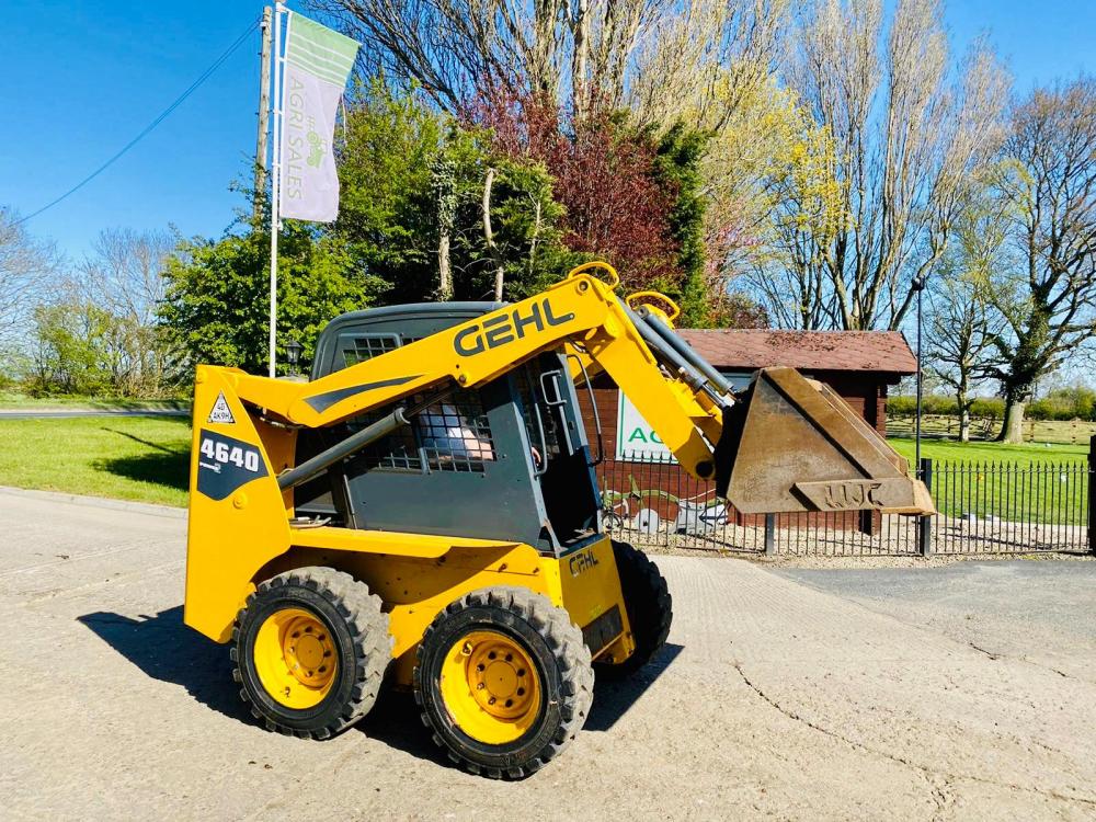 GEHL 4640 POWER 2 SKIDSTEER 3137 HOURS * YEAR 2014