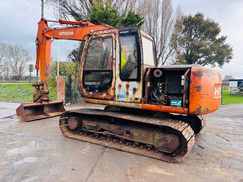 HITACHI EX100-5E TRACKED EXCAVATOR C/W QUICK HITCH & BUCKET 