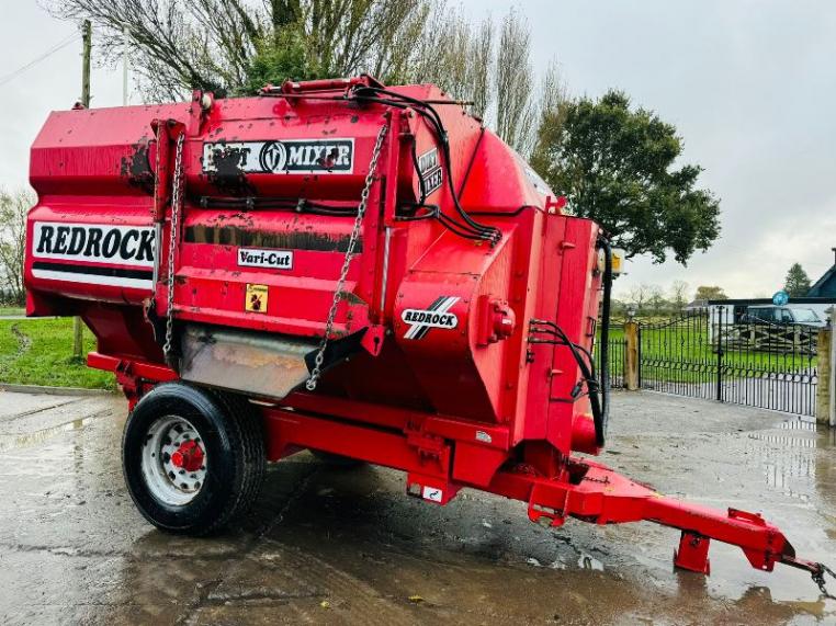 RED ROCK 43047 TOWABLE DIET FEED MIXER *VIDEO*