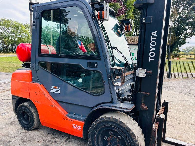 TOYOTA 02-8FGJF35 FORKLIFT *YEAR 2018* C/W FULLY GLAZED CABIN *VIDEO*