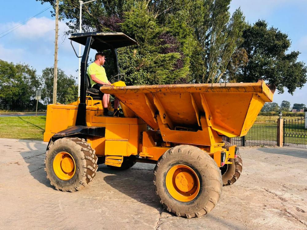 BARFORD SXR8000 SWIVEL TIP DUMPER C/W ROLE FRAME & CANOPY 