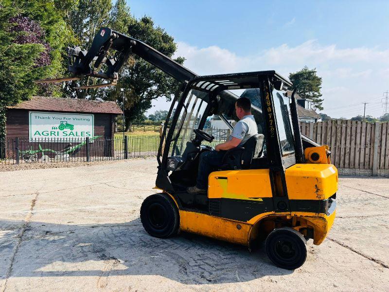 JCB TLT30 TELETRUCK C/W PALLET TINES *VIDEO*