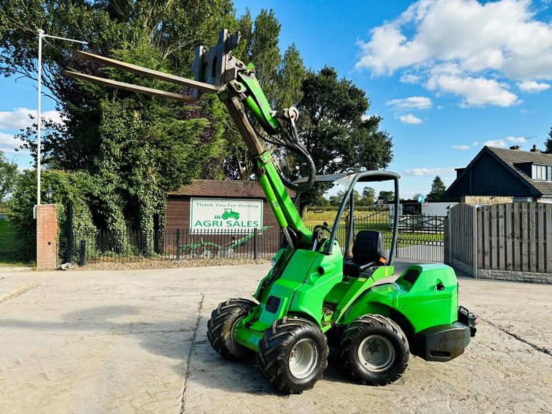 AVANT 635 4WD LOADING SHOVEL *YEAR 2011, ONLY 1374 HOURS* C/W PALLET TINES *VIDEO*