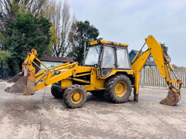 JCB 3CX 4WD BACKHOE DIGGER C/W EXTENDING DIG