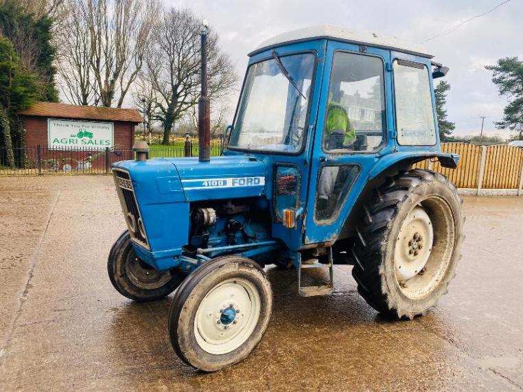 FORD 4100 TRACTOR C/W FLOOR CHANGE