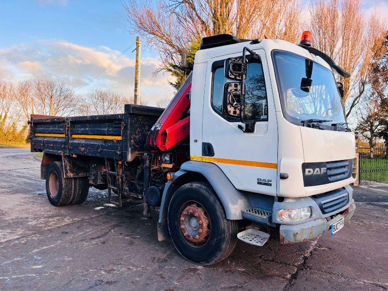 DAF LF55.220 4X2 TIPPER LORRY C/W HIAB 099 CRANE *VIDEO*