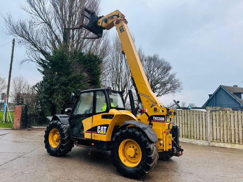 CAT TH330B TELEHANDLER *C/W PALLET TINES*4WD*AG SPEC*