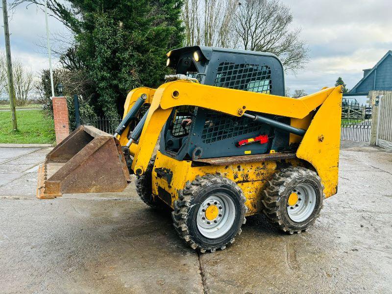 GEHL R190 SKIDSTEER *YEAR 2018, 1517 HOURS* C/W BUCKET 