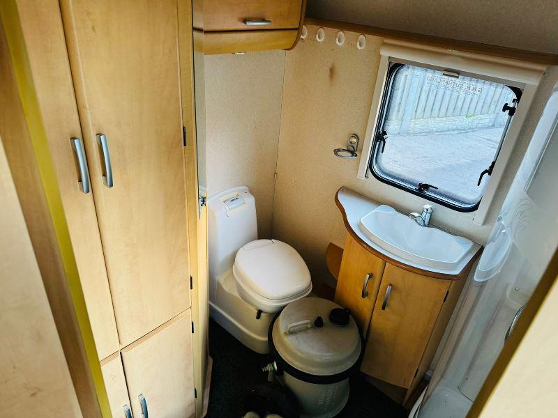 PAGEANT CHAMPAGNE SERIES FIVE *4 BIRTH* SINGLE AXLE CARAVAN 