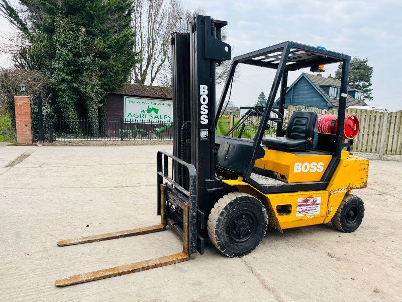 BOSS GAS FORKLIFT *SIDESHIFT*C/W PALLET TINES*VIDEO*