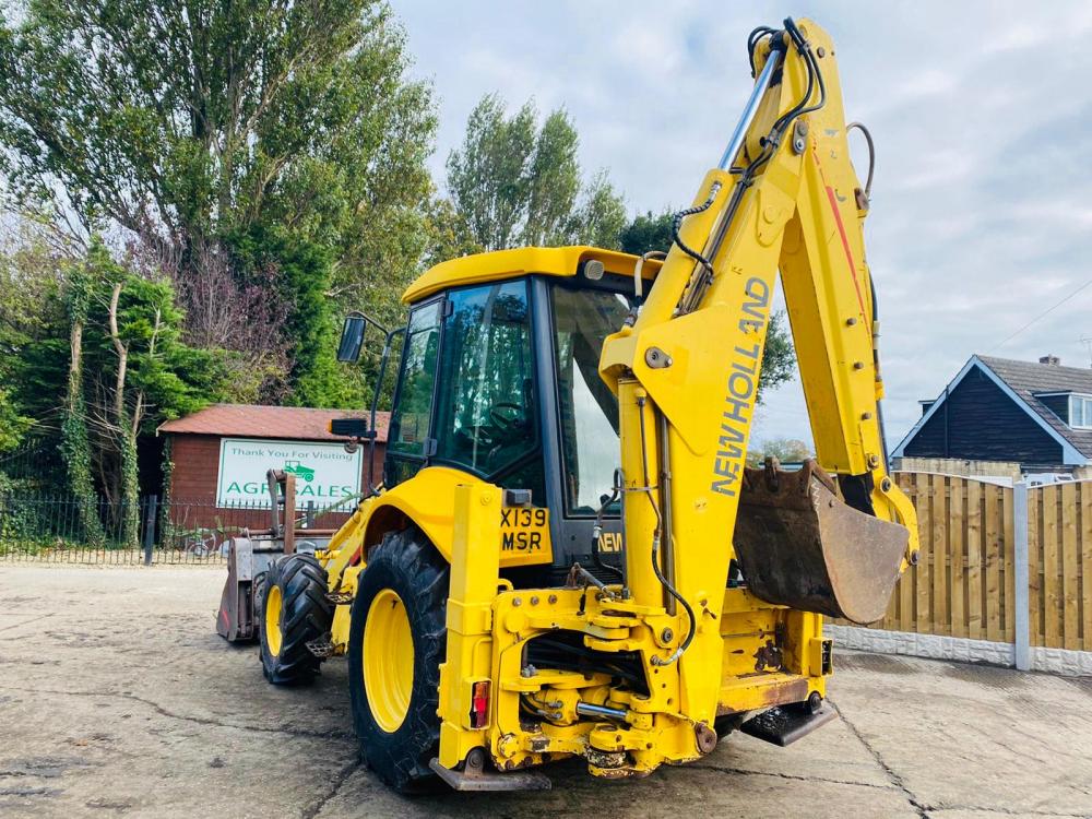 NEW HOLLAND LB110 BACK HOE DIGGER C/W EXTENDING DIG