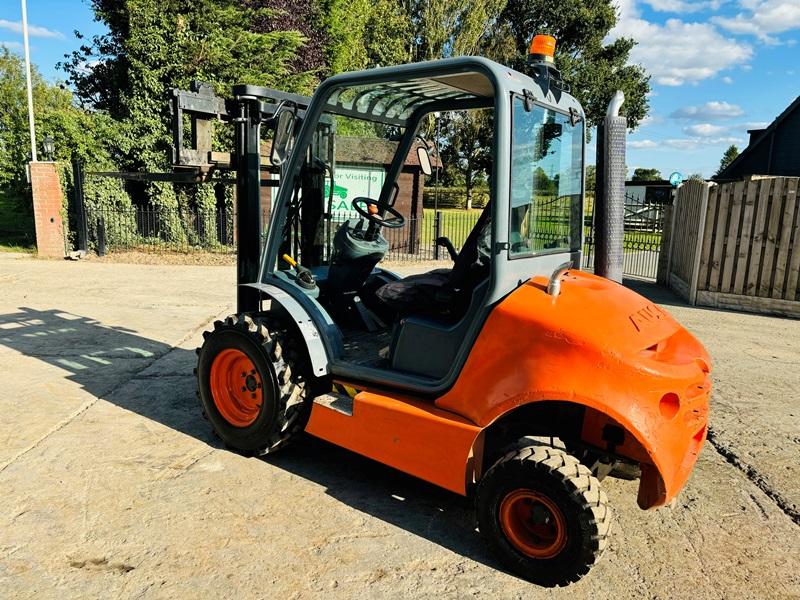 AUSA C150H ROUGH TERRIAN CONTAINER SPEC FORKLIFT C/W PALLET TINES 