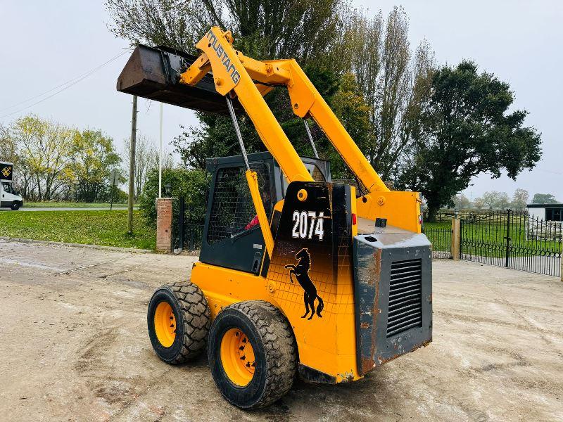 MUSTANG 2074 SKIDSTEER C/W BUCKET 