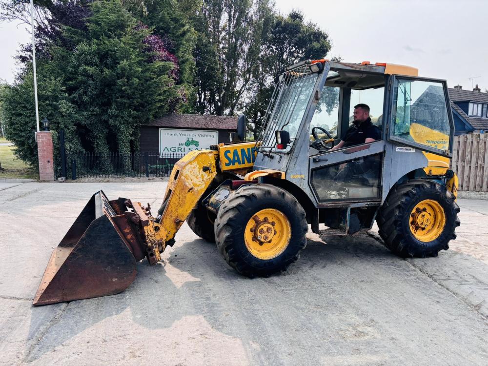 SANDERSON TL6ST 4WD TELEHANDLER *AG-SPEC* C/W BUCKET & PICK UP HITCH *VIDEO*