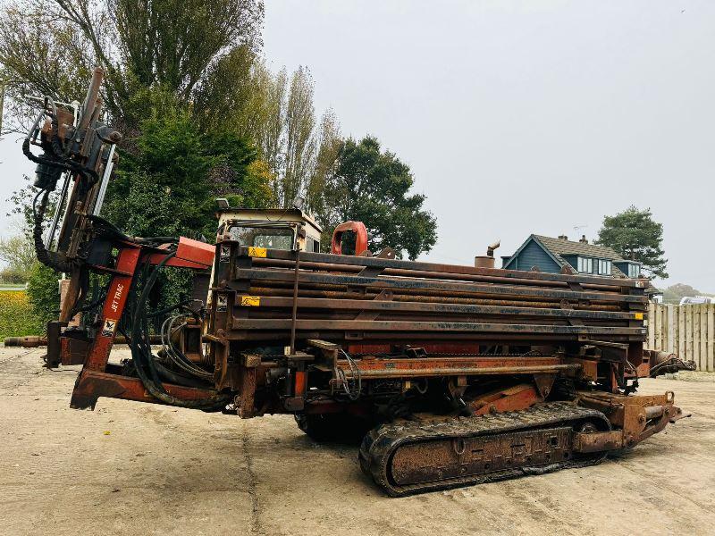 DITCH WITCH JT4020 TRACKED DRILLING RIG C/W DRILLING RODS 