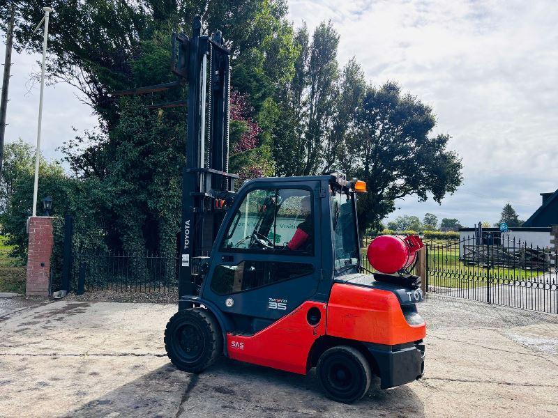 TOYOTA 02-8FGJF35 FORKLIFT *YEAR 2018* C/W FULLY GLAZED CABIN *VIDEO*