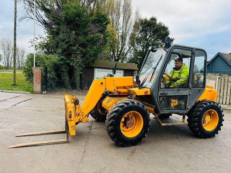 JCB 520 4WD TELEHANDLER C/W 4 WHEEL STEER & PALLET TINES 