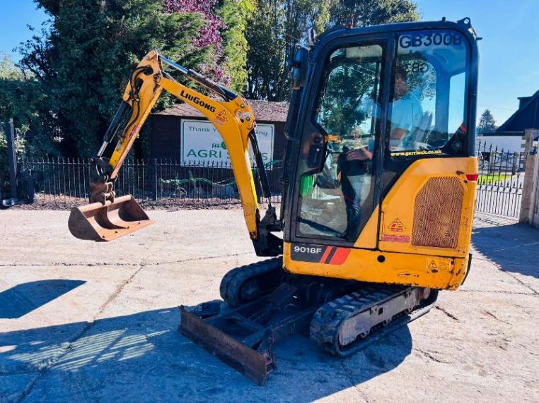 LIUGONG 9027FZTS EXCAVATOR *YEAR 2021, ONLY 992 HOURS* C/W QUICK HITCH *VIDEO*