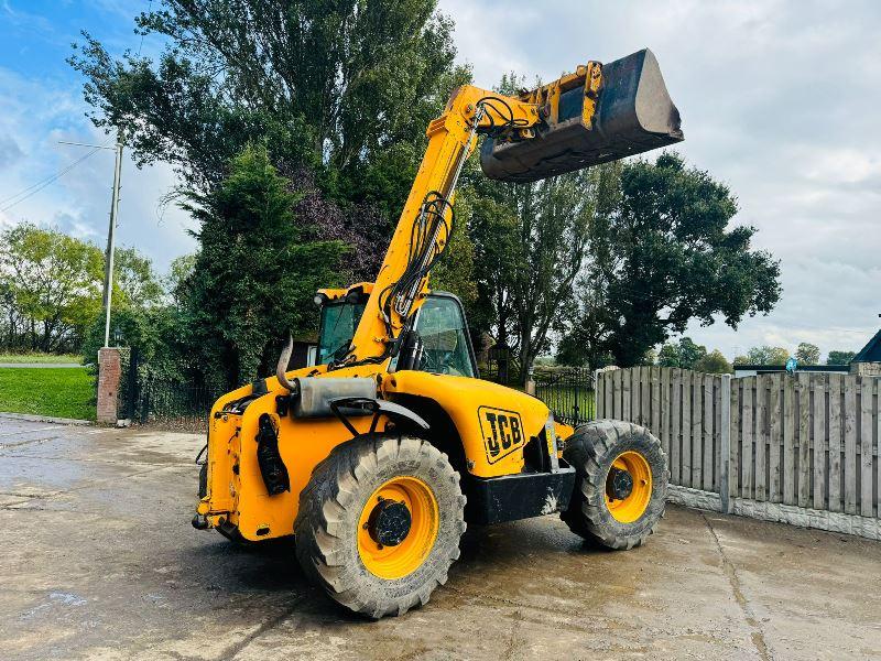 JCB 526-56 4WD TELEHANDLER *YEAR 2009, AG-SPEC* C/W PICK UP HITCH *VIDEO*