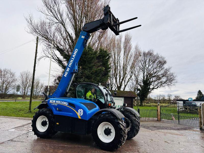 NEW HOLLAND LM742 4WD TELEHANDLER *AG-SPEC, ONLY 4441 HOURS* C/W TINES *VIDEO*