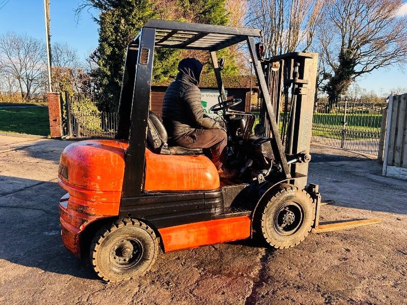 TOYOTA 25 DIESEL FORKLIFT C/W 2 STAGE MAST *VIDEO*