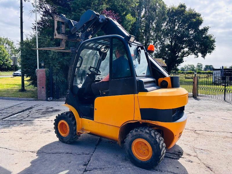 JCB TLT30D 4WD TELETRUCK C/W PALLET TINES *VIDEO*