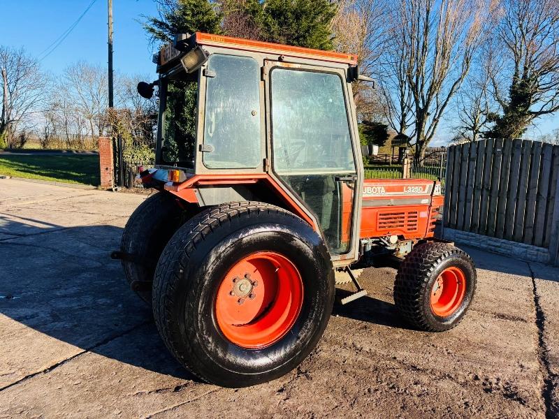 KUBOTA L3250 4WD TRACTOR 