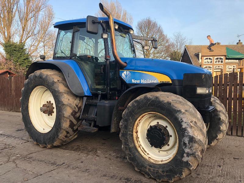 NEW HOLLAND TM190 4WD TRACTOR